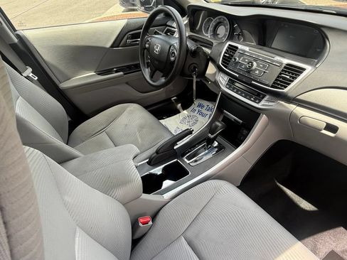 Used 2015 Honda Accord LX image 26