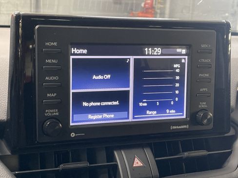 Used 2021 Toyota RAV4 XLE w/ Convenience Package FWD image 23