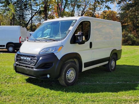 New 2025 RAM ProMaster 1500 w/ Premium Convenience Group image 3
