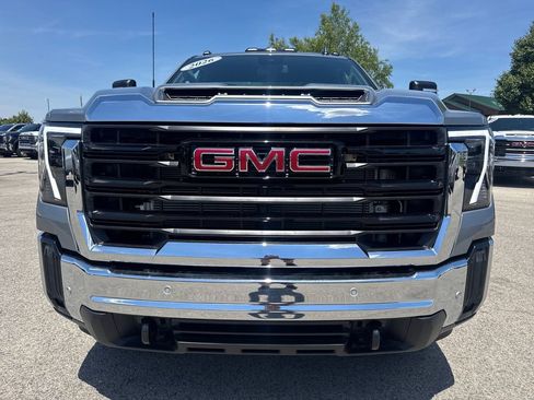 New 2026 GMC Sierra 3500 Pro w/ 1SA Pro Safety Plus Package AWD/4WD image 9