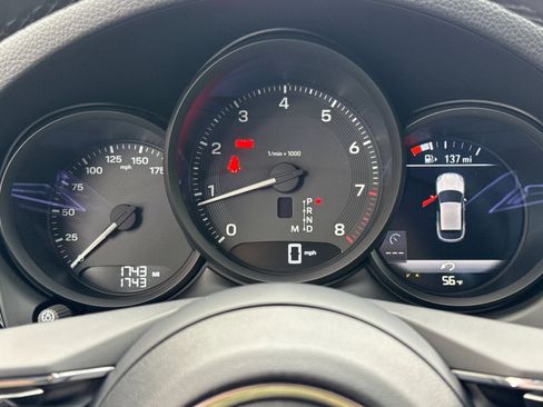 Certified 2026 Porsche Macan AWD/4WD image 30