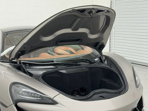 Used 2017 McLaren 570S RWD image 84