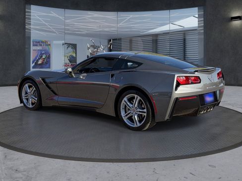 Certified 2016 Chevrolet Corvette Stingray Coupe RWD image 4