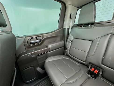 Used 2022 Chevrolet Silverado 1500 LTZ w/ LTZ Premium Package AWD/4WD image 12