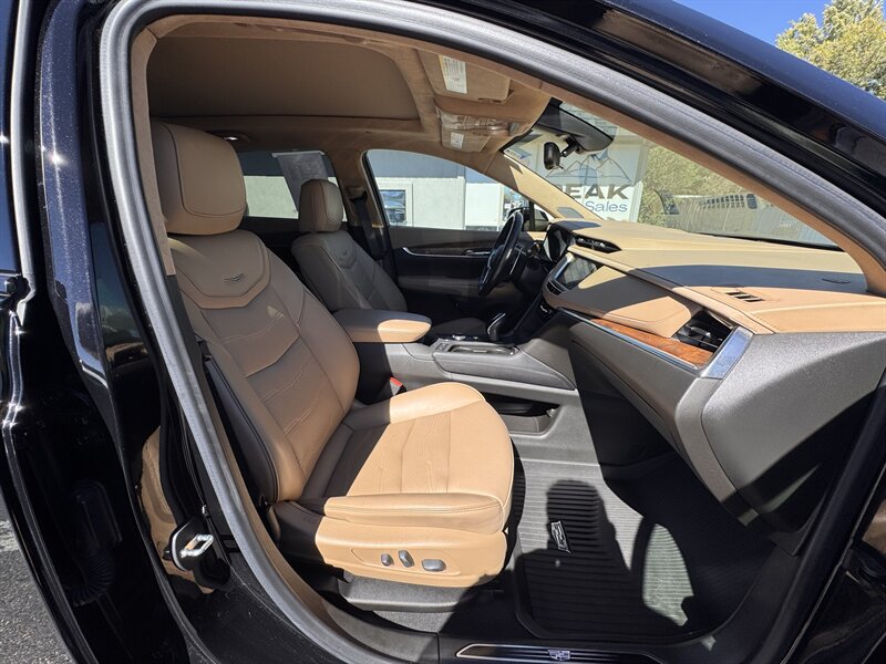 Used 2021 Cadillac XT5 Sportv w/ Platinum Package AWD/4WD image 34