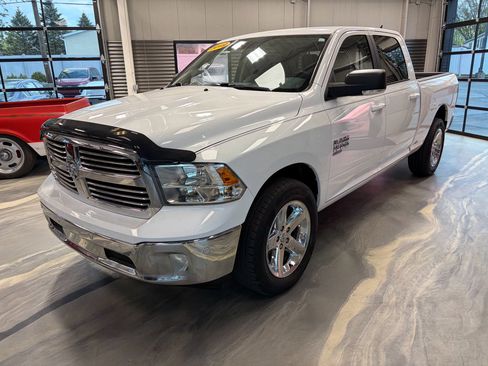 Used 2019 RAM 1500 Big Horn image 3