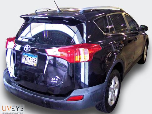 Used 2014 Toyota RAV4 XLE AWD/4WD image 16