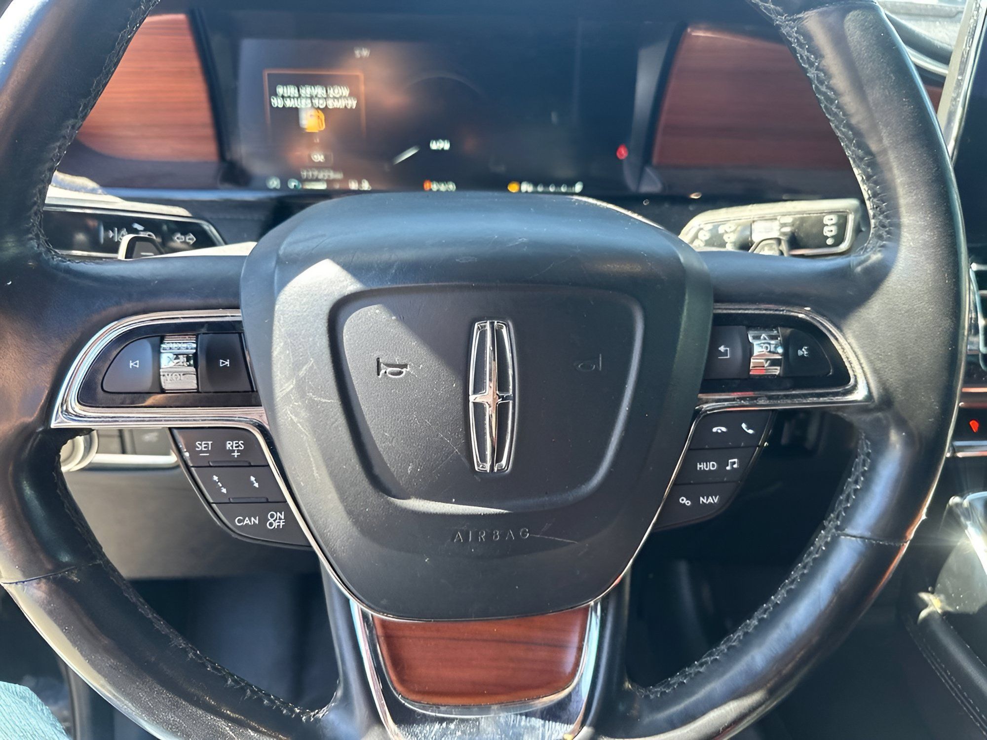 Used 2020 Lincoln Navigator L Reserve w/ Luxury Package AWD/4WD image 25
