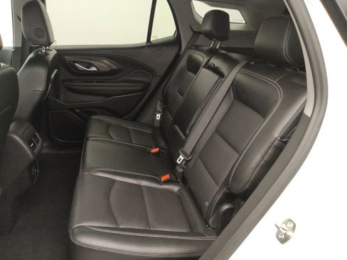 Used 2024 GMC Terrain SLT w/ LPO, Floor Liner Package image 18