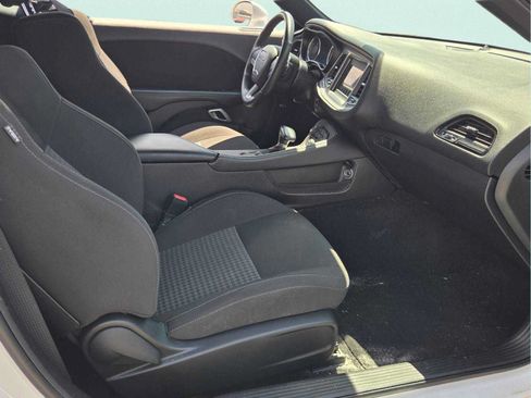 Used 2023 Dodge Challenger R/T RWD image 17