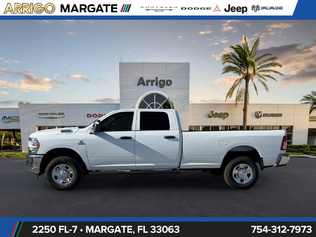 Certified 2024 RAM 2500 Tradesman w/ Chrome Appearance Group AWD/4WD image 4