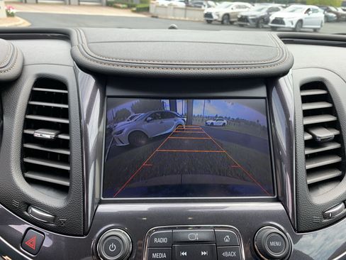 Used 2014 Chevrolet Impala LTZ FWD image 25