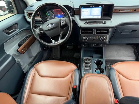 Used 2022 Ford Maverick Lariat FWD image 18