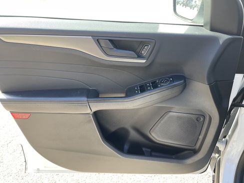 Certified 2023 Ford Escape Active AWD/4WD image 13