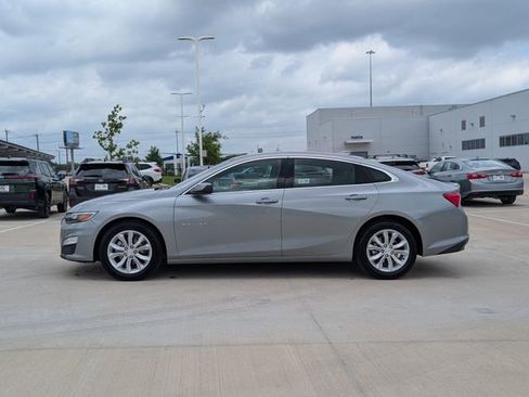 Used 2024 Chevrolet Malibu LT FWD image 3