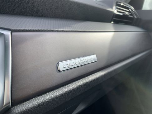 Used 2023 Audi Q3 2.0T Premium w/ Convenience Package image 15