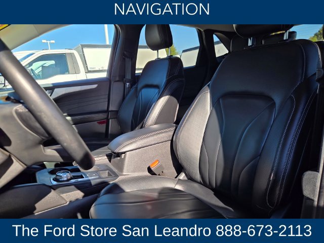 Used 2025 Ford Escape SE w/ PHEV Premium Package FWD image 12