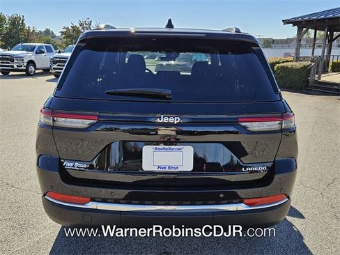New 2025 Jeep Grand Cherokee Laredo X image 10