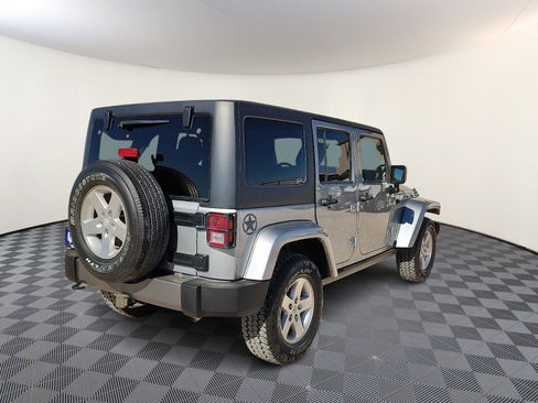 Used 2014 Jeep Wrangler Freedom Edition image 4
