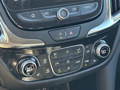 Certified 2022 Chevrolet Equinox Premier w/ LPO, Floor Liner Package image 31