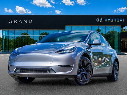 Used 2025 Tesla Model Y Long Range