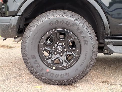 New 2026 Ford Bronco Badlands AWD/4WD image 7