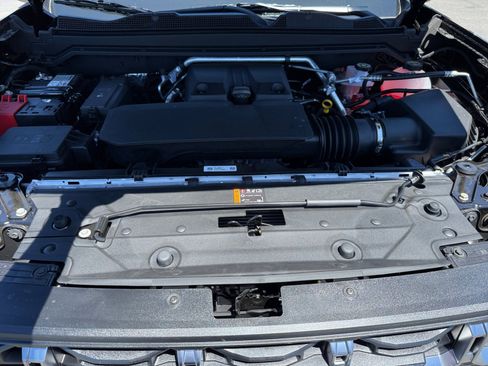 New 2025 GMC Canyon AT4 w/ Nightfall Edition image 20