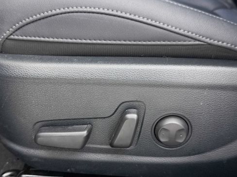 Certified 2024 Kia Seltos EX FWD image 27