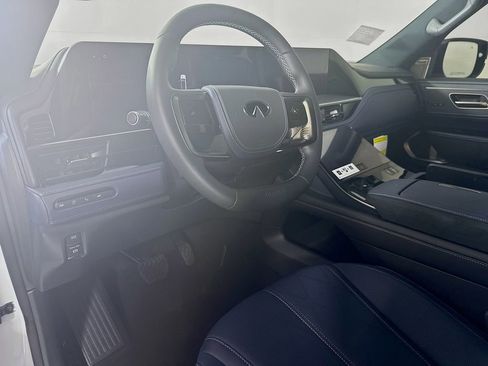 New 2026 INFINITI QX80 4WD w/ Sport Exterior Package image 9