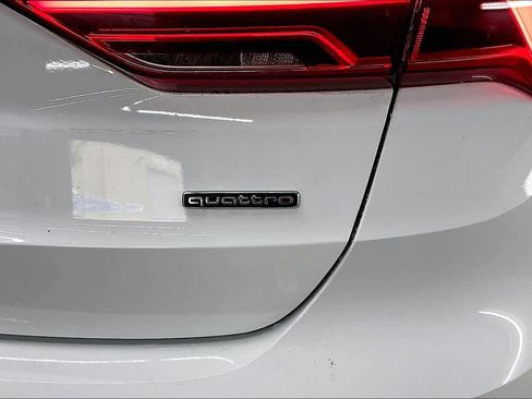 Used 2022 Audi Q3 2.0T Premium image 11