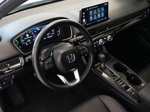 Certified 2024 Honda Civic Sport Touring image 3