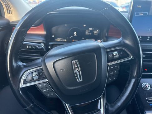 Used 2021 Lincoln Nautilus Reserve AWD/4WD image 13