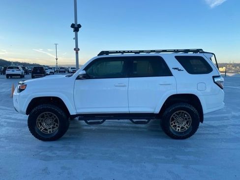 Used 2019 Toyota 4Runner TRD Off-Road image 5