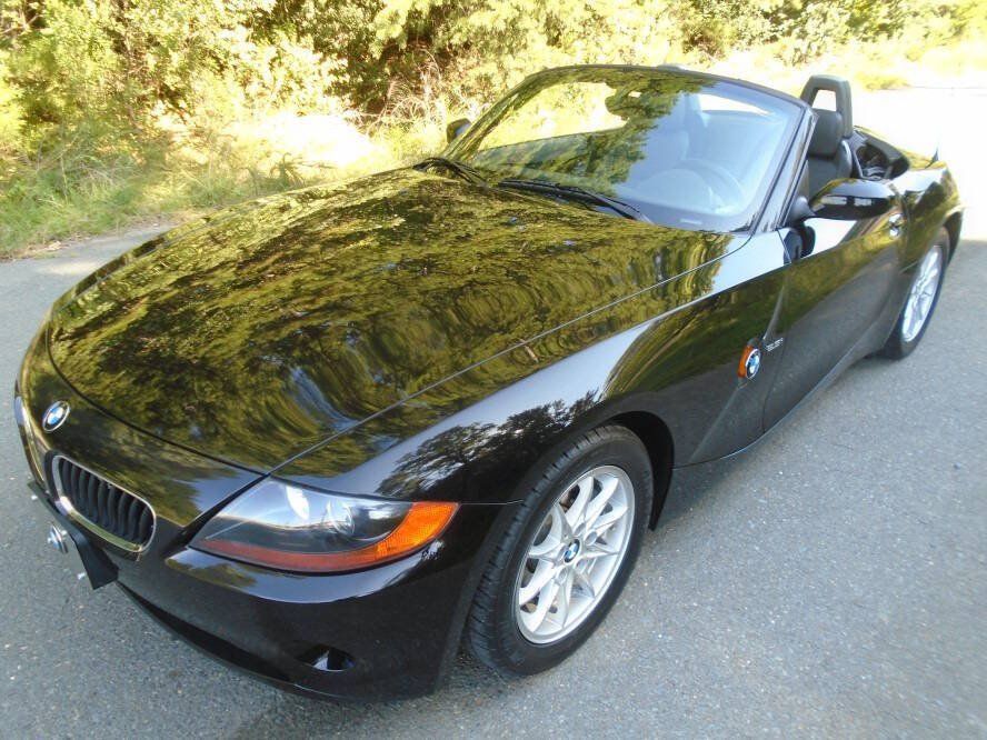 Used 2003 BMW Z4 2.5i RWD image 1