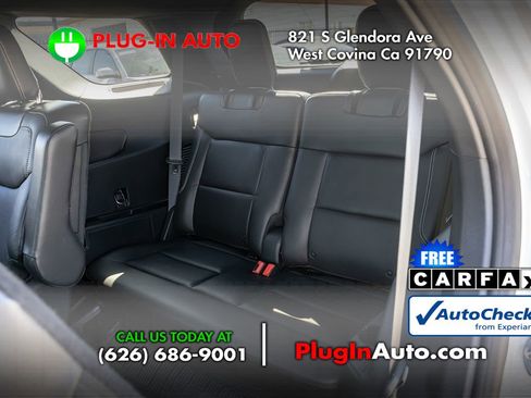 Used 2020 Ford Explorer ST w/ ST Street Pack image 12