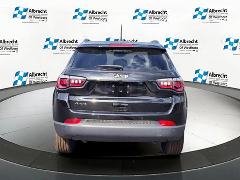 New 2026 Jeep Compass Limited w/ Sun, Sound & Navigation Group AWD/4WD image 4