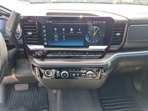 Used 2022 Chevrolet Silverado 1500 RST RWD image 26