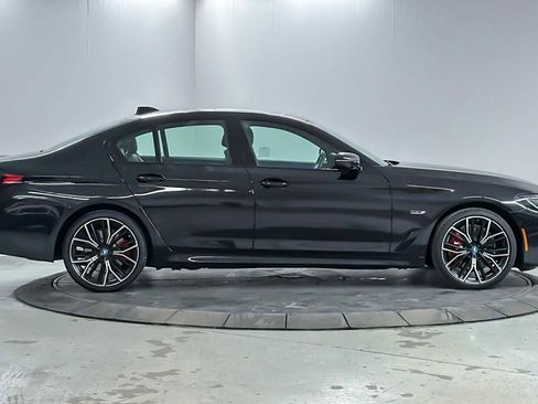 Used 2023 BMW 530e w/ M Sport Package image 8
