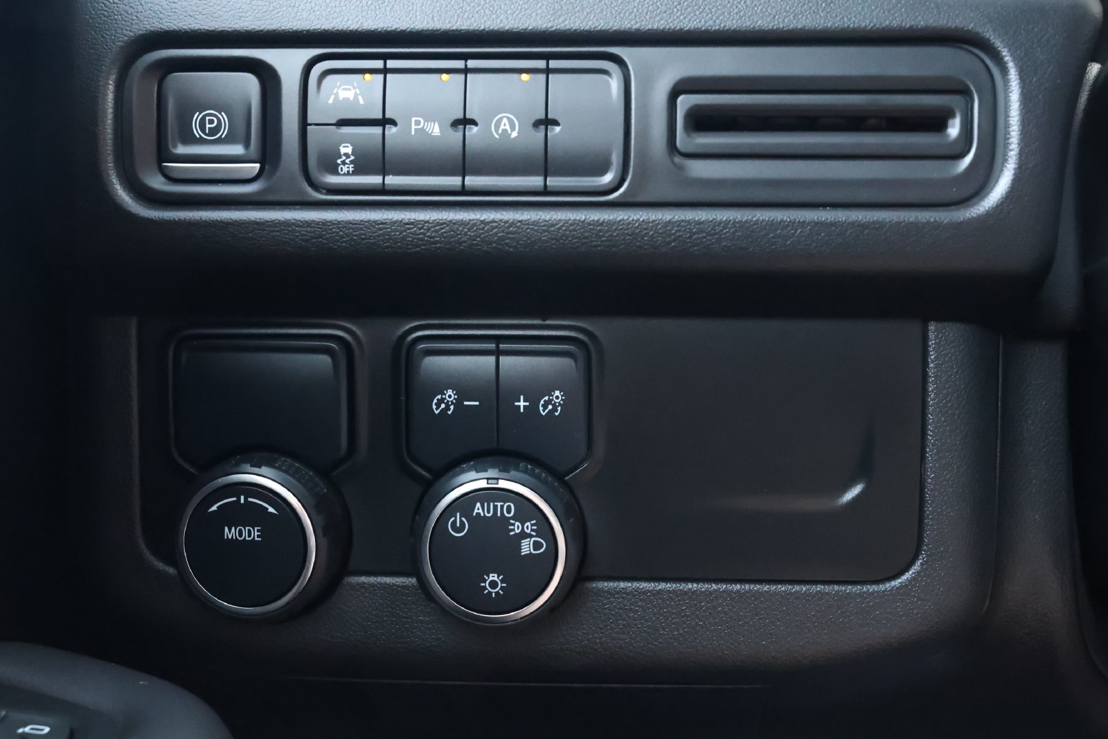 Used 2024 Chevrolet Tahoe LT RWD image 24