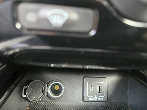 Used 2020 Nissan Pathfinder S AWD/4WD image 50