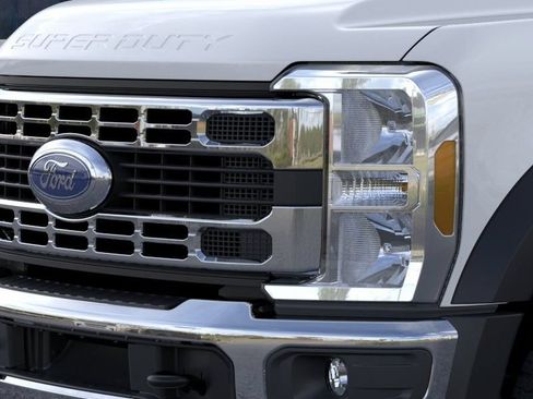 New 2026 Ford F550 4x4 SuperCab Super Duty image 40