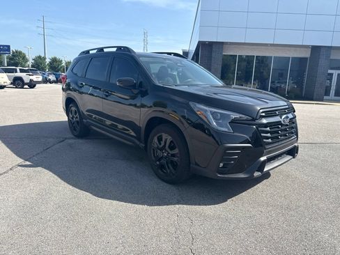 Certified 2025 Subaru Ascent Onyx Edition AWD/4WD image 9