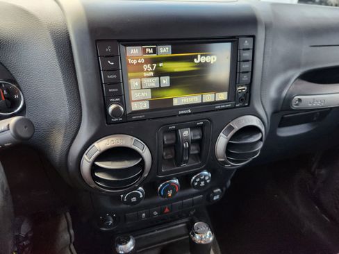 Used 2016 Jeep Wrangler Unlimited Sport w/ Quick Order Package 24S image 29