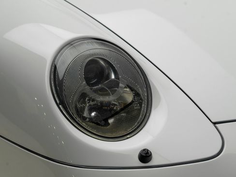 Used 1995 Porsche 911 Carrera RWD image 11