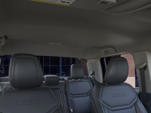 New 2026 Ford Maverick Lobo AWD/4WD image 12