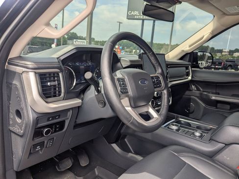 Used 2024 Ford Expedition XLT AWD/4WD image 13