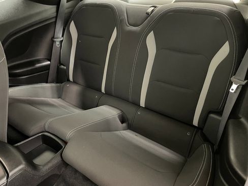 Certified 2018 Chevrolet Camaro LT w/ RS Package image 9