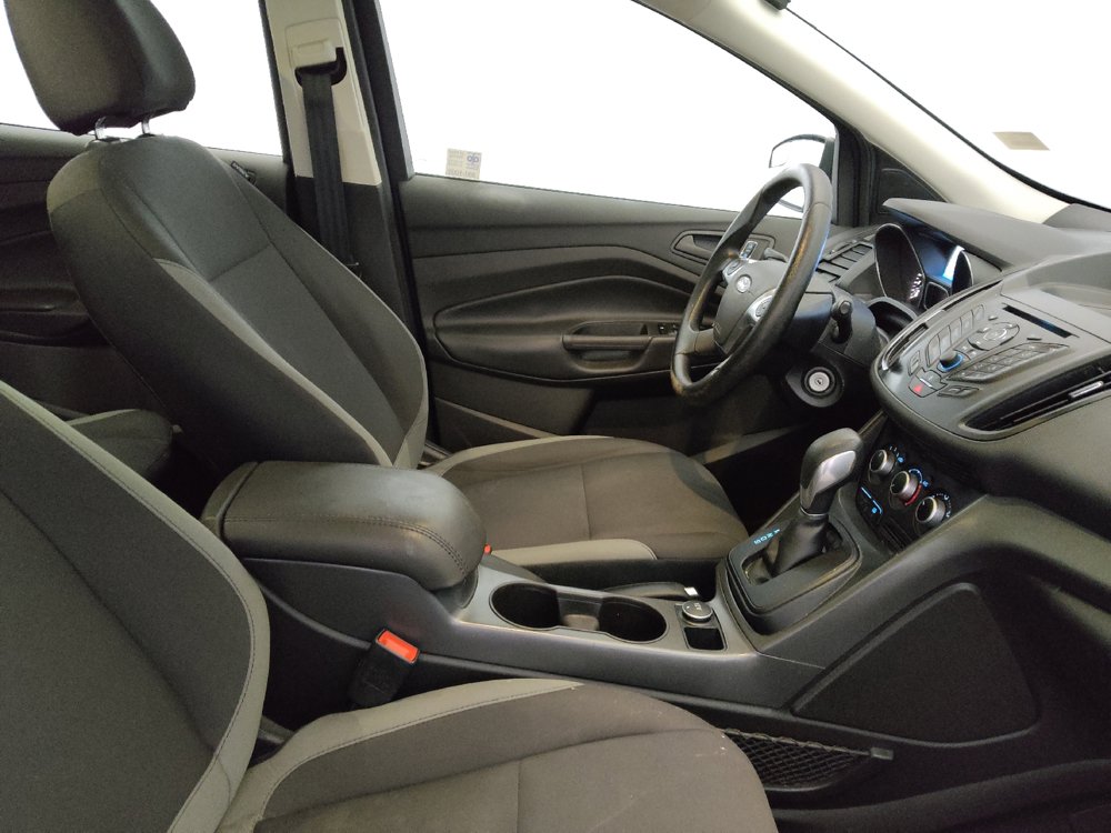 Used 2016 Ford Escape S FWD image 21