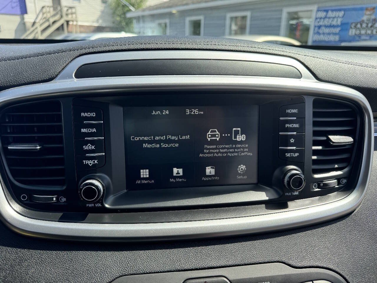 Used 2019 Kia Sorento FWD image 15