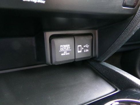 Used 2022 Honda Pilot Touring image 26
